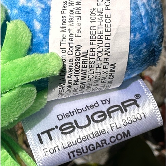 804. Sour Patch HAWAII Kids Plush - Blue Hula dancer w/ Skirt & Coconuts - Picture 6 of 6